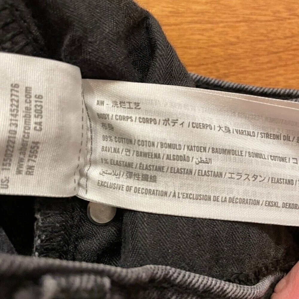 Abercrombie & Fitch 90s Straight Ultra High Rise Jeans Rip - Picture 5 of 6